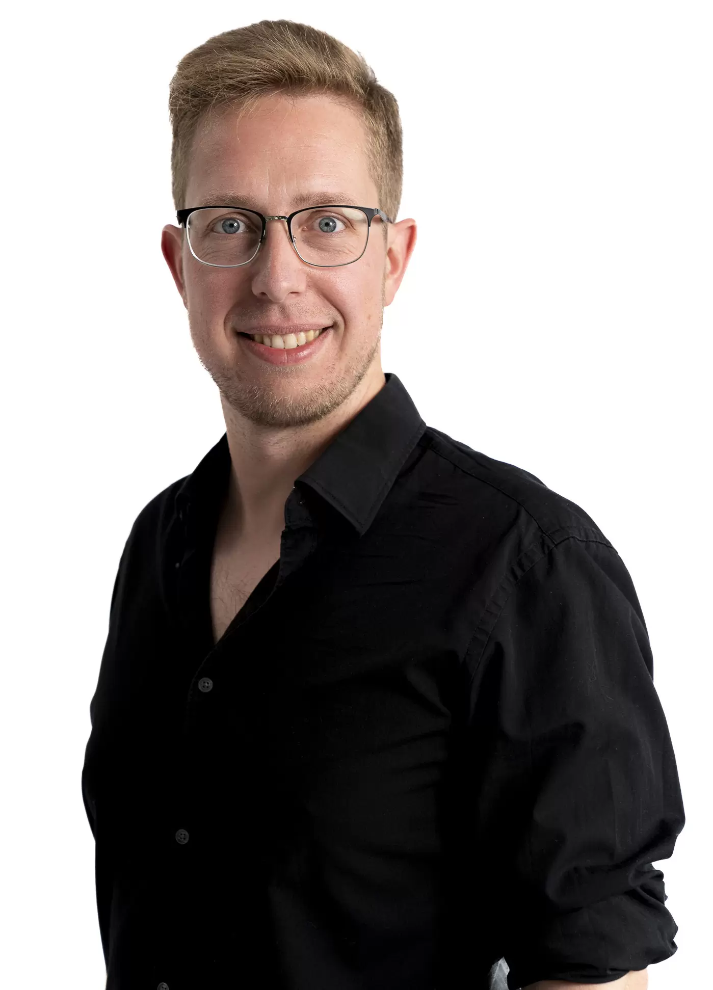 Das Bild zeigt Rolf Neuschel, den erfahrenen GEO SEO Experten für mehr Sichtbarkeit in Suchmaschinen und Chatbots wie ChatGPT, Gemini & Co. Lasse dich jetzt ausführlich zu KI SEO beraten.